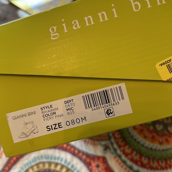 New Gianni bini, pink suede sandal/heels - Picture 4 of 4